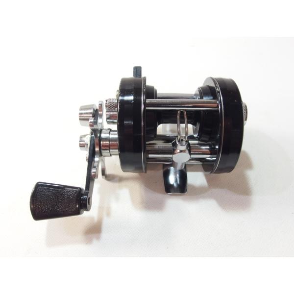 ABU2500C ブラックスペシャル　黒Ambassadeur ビンテージリール アブ アンバサダー 2500C 黒 ABU ambassadeur ブラック 右巻き ベイト