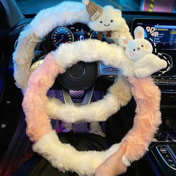 ハンドルカバー 車用 ふわふわ かわいい もこもこ ステアリングカバー 冬 暖かい 冷たいハンドル対策 防寒 可愛い 女性向け 汎用 38cm 爆買
