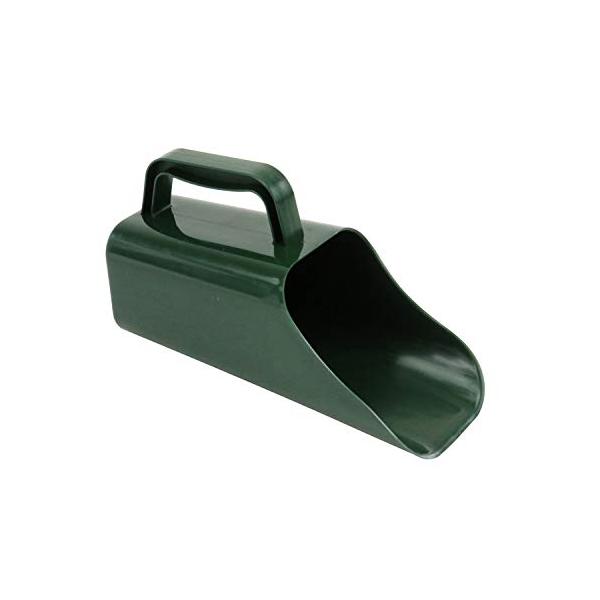 ハンドル付グリーン/中/SGT-39・Size:中Style:ハンドル付・用途:土などのすくい作業・特徴1:ハンドル付の為、従来のスコップと比べ手首が痛くなりにくく、土の植え替え、混ぜ込みなどの作業が楽に行なえる・特徴2:たっぷりすくえる深...