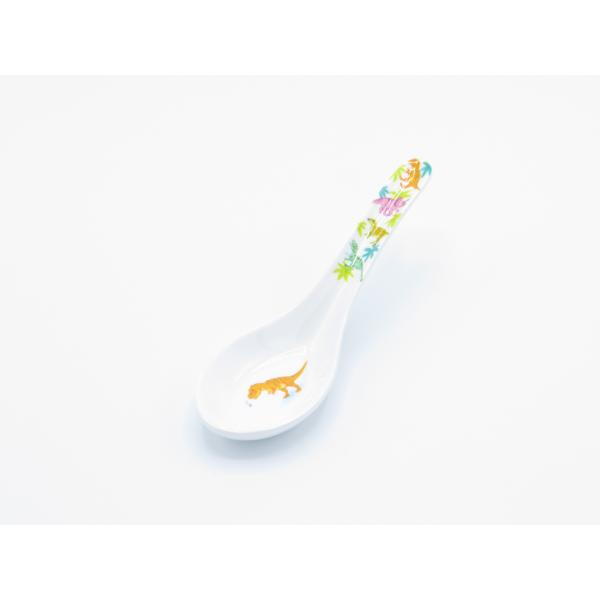 当店オリジナルの恐竜柄メラミン製のレンゲ、他では購入できない限定商品です。パステルなカラーをベースに福井県で発掘された恐竜をデザインした可愛い食器に仕上がりました。メラミン製なので、丈夫で軽くて使いやすく、小さなお子様にも安心してご使用いた...