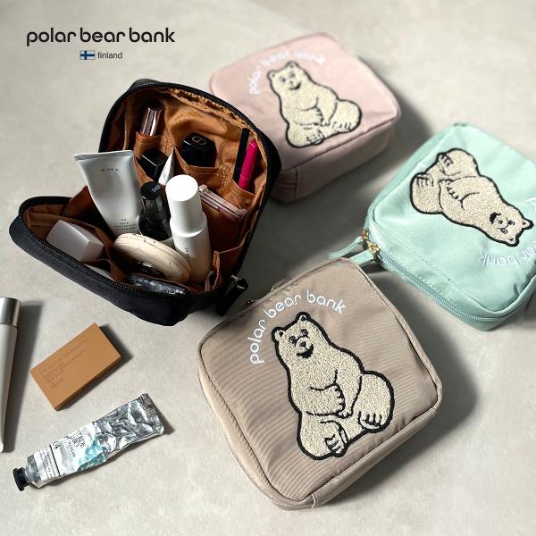 ＼ポーラーベアシリーズの大容量メイクポーチ／がばっと大きく開きたっぷり入る収納力。中身が一目でわかる立てて収納できるポーチ！仕切りつきのため、すっきり整理ができるので、使いたいものをサッと取り出せます。メイク道具だけでなく、お薬や小物をまと...