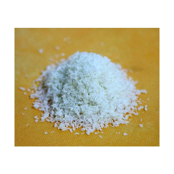 南国の甘い香り、自然な甘さのココナッツです。荒く挽いてありますので、クッキー、ケーキなどにトッピングに。揚げ物の衣に、炒め物に、タイカレーなどに色々と楽しめます。○ココナッツ100％製品〇ネコポス、こねこ便420不可商品