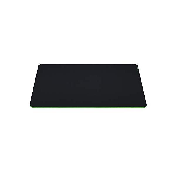 他サイト： Razer Gigantus V2 ? L ゲーミングマウスパッド 布タイプ 中型サイズ 45 cm x 40 cm マイクロウェーブクロス 【日本正規代理店保証品】 RZ02-03330300-R3M1の商品画像