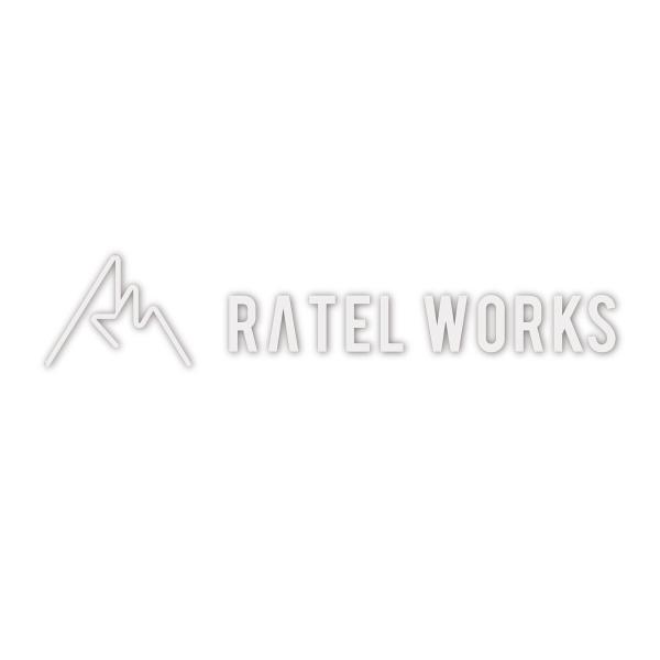 品名 RATELWORKS Logo Sticker品番 RWS0027価格 580円（税込）サイズ 21cm×4.2cm3M社製の高品質ステッカーです。「通常は高い接着力を維持しながら、剥がしたいときには剥がれる」という、相反する要求を可...