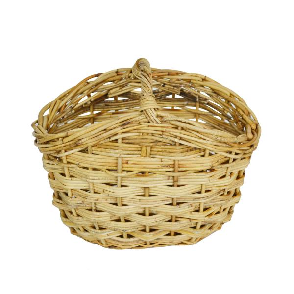 かわいい丸い形をしたアラログの持ち手のあるバスケットの登場です。北欧のマーケットに買い物をされる方が持っていそうなバスケットです。籐(ラタン)の一種であるアラログは、フィリピンでのみ取れる希少価値の高い素材で、籐の中でも芯が太く、弾力があり...