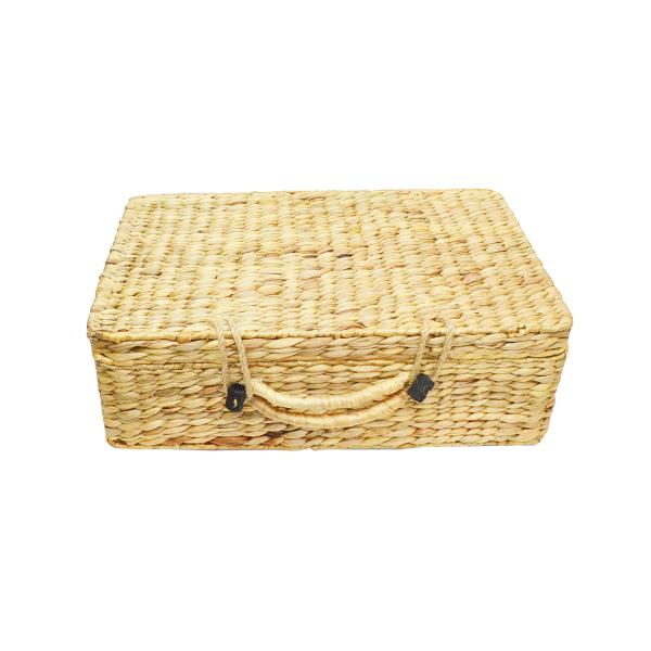 お部屋の中で、ディスプレイとして見せる収納としても大活躍間違いなしのトランクバスケット Lサイズ。２サイズ重ねて置いておくとより一層引き立ちます。リビングの細々した物を収納、インテリアとしても可愛いです。店舗やイベントのディスプレイとしても...