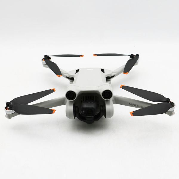 ドローン・DJI Mini 3 Pro 1セット（中古・良品／ご購入特典付！） Zildjian 美品 DJI MINI 3 Pro Fly More Combo モデル：MT3M3VD