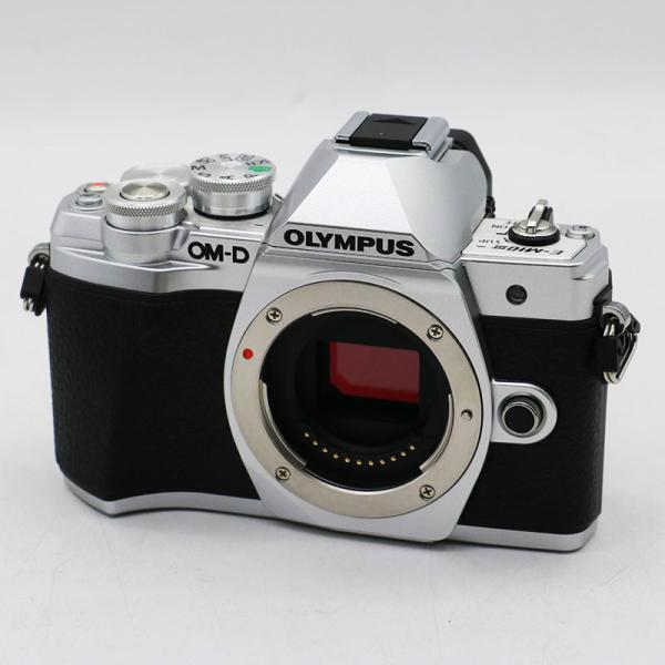 オリンパス（OLYMPUS） 美品 ミラーレス一眼 OM-D E-M10 MarkIII