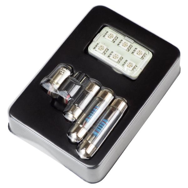 R.A.C 汎用 LEDルームランプ 6LEDタイプ 12V車用 5種類のソケット付き