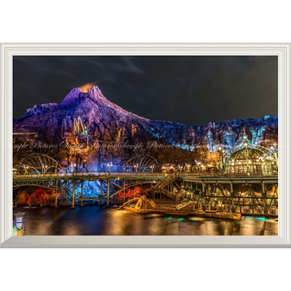 絵画風 壁紙ポスター (はがせるシール式) ディズニーシーの夜景