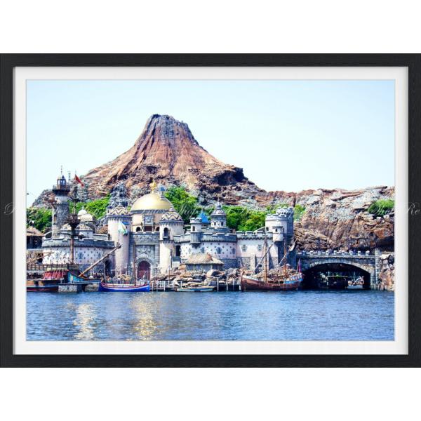 絵画風 壁紙ポスター はがせるシール式 ディズニーシーの景色 ディズニーリゾート 額縁印刷 トリックアート キャラクロ Dns 005sgf1 784mm 585mm 建築用壁紙 耐候性塗料 インテリア 壁紙 Veterinariosopelana Com