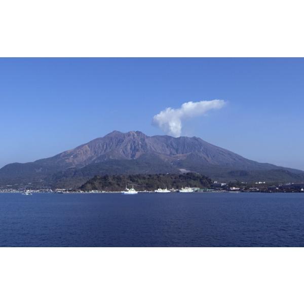 絵画風 壁紙ポスター 桜島 噴火 桜島火山 姶良カルデラ 地質百選 特定16火山 山岳 キャラクロ Msrj 001w1 ワイド版 921mm 576mm Buyee Buyee Japanese Proxy Service Buy From Japan Bot Online