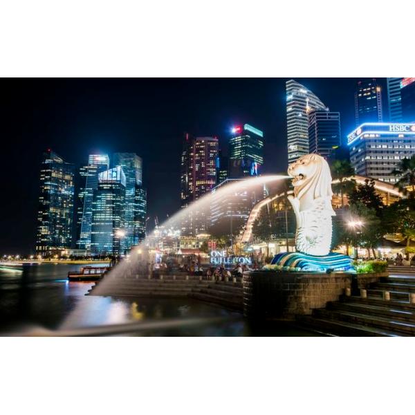 絵画風 壁紙ポスター  シンガポール マーライオン 夜景 マリーナ・ベイ キャラクロ SGP-013W2 (ワイド版 603mm×376mm)