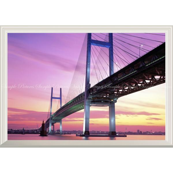 絵画風 壁紙ポスター (はがせるシール式) 横浜 ベイブリッジ 夕暮れ みなとみらい【扉なし窓仕様】 キャラクロ YKH-008NA2(A2版 594mm×420mm)＜日本製＞