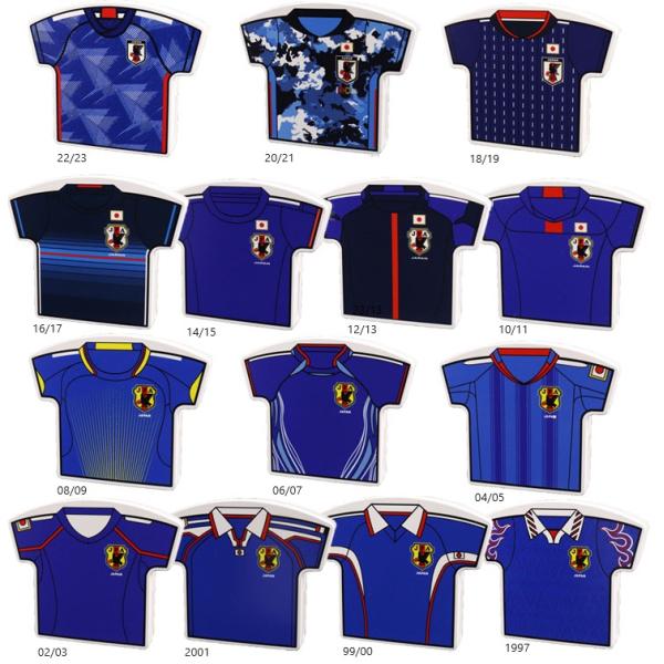 JFA公式ライセンス商品/ファングッズサッカー日本代表の歴代ユニフォームイラストをモチーフにした、ユニフォーム型のクリップマグネット。全14モデルで展開しているので、コレクションしてディスプレイするのもオススメです。マグネット付きのクリップ...