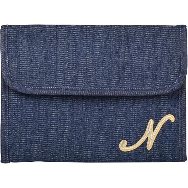 バリエーションコード : 2B65C4WDYI・デニム地にイニシャルがついた 母子手帳 マルチケース です。インディゴ、ストライプに２タイプよりご選択できます。・じゃばら式なので開けやすく、中身もがばっと引き出せるので収納も便利です。カード...