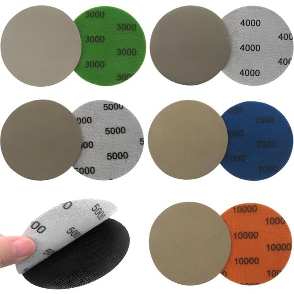 「取り付け方法簡単」ポリッシャーなどに簡単に取り付けができる、便利なテープタイプです。抜群の研磨力を発揮し、金属・木材・プラスチック・鏡面など幅広い素材の使用に対応しているので実用的です。「高品質炭化ケイ素」高硬度で耐摩耗性に優れた炭化ケイ...