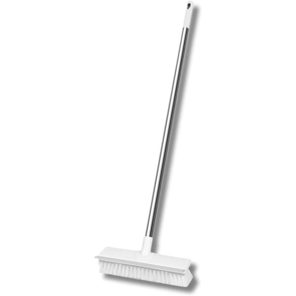 「ブラシ＆水切りの2way仕様」デッキブラシと水切りが一体化した掃除用品です。ブラシで汚れを落とした後、すぐにワイパーで水切りができるので、作業効率が大幅に向上します。二つの道具を持ち替える手間が省けます。1本で様々な箇所の掃除や仕上げがで...