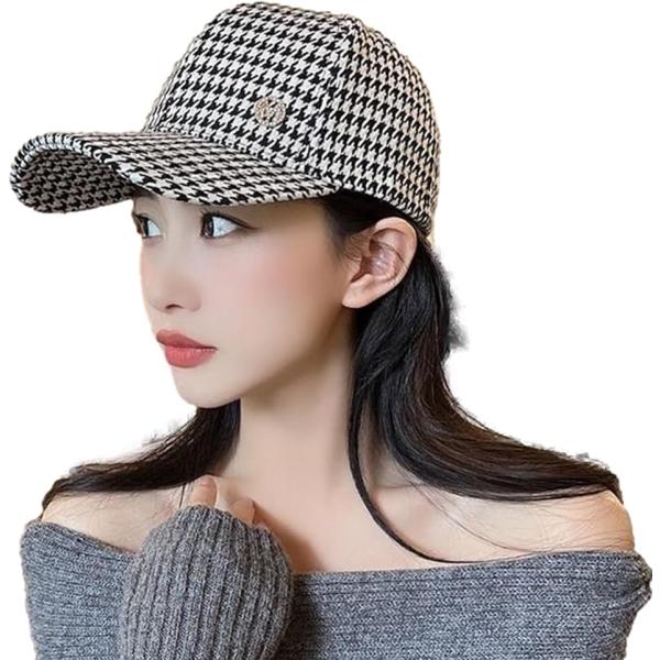 バリエーションコード : 2BJ0D8V5ON・ベーシックなカラーでどんなコーデにも合う＊きちんとした型でオシャレのアクセントにもなるチェック柄キャップ・サイズ調整ができるアジャスター付きでお好みのサイズ感で着用していただけます・千鳥格子柄...