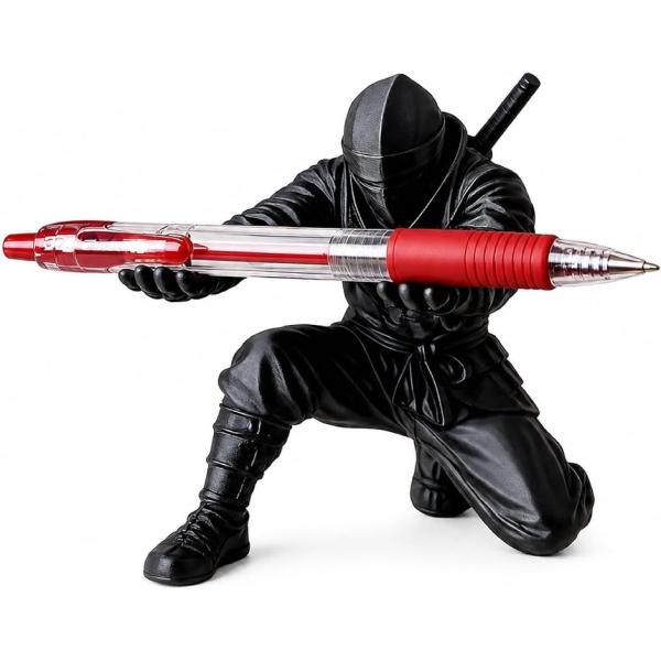 忍者 ペン立て ペンスタンド ペンホルダー 文房具 収納 ペン置き 文具収納 3Dプリント 武士 デスクインテリア (ブラック忍者)