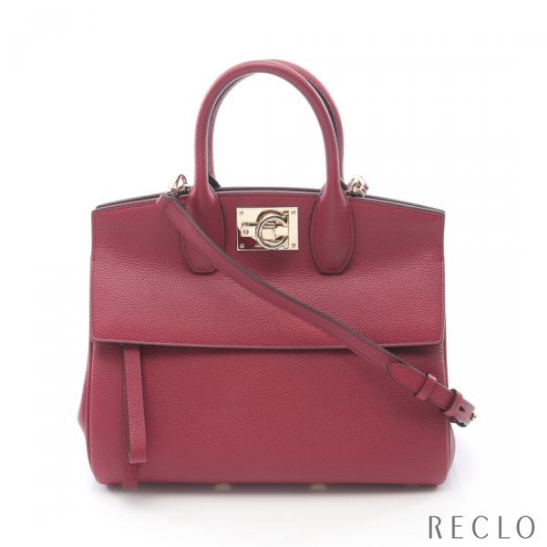 【未使用級】サルヴァトーレフェラガモ Studio Box bag ガンチーニ 未使用級】サルヴァトーレフェラガモ Studio Box bag ガンチーニ