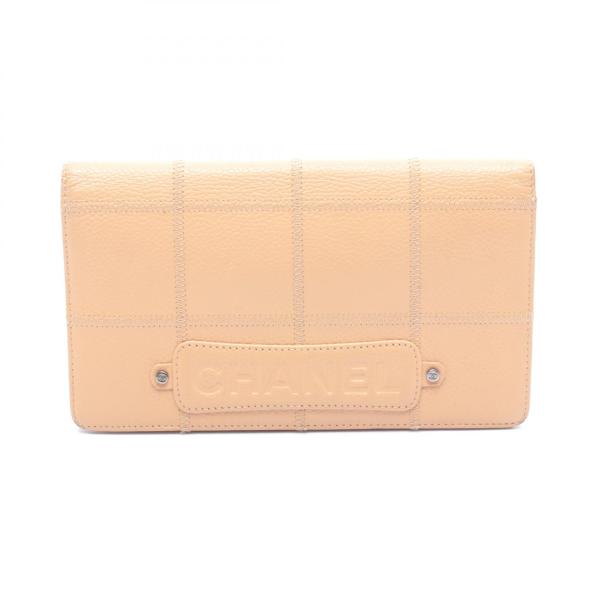 C*乃様 CHANEL ホワイト 二つ折り財布　チョコバー CHANEL（シャネル） チョコバー 二つ折り長財布 財布 レザー ベージュ