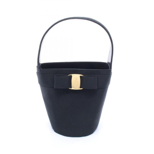 サルヴァトーレフェラガモ Salvatore Ferragamo ヴァラリボン