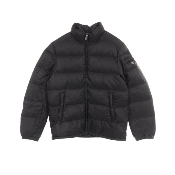 PRADA プラダ 三角ロゴプレート ダウンジャケット 黒 48 L PRADA（プラダ） 三角プレート ダウンジャケット 衣料品 アウター