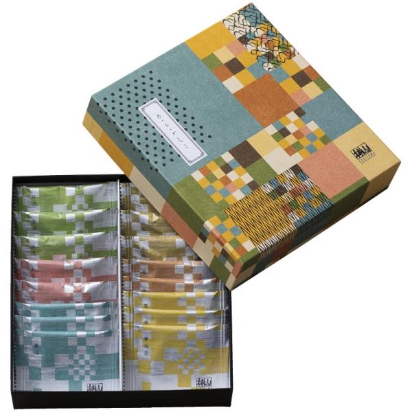 伝統工芸・寄木細工をアレンジしたモダンでカラフルなパッケージは、カジュアルながらも高級感があり、様々な手土産に最適です。中には一口サイズのおかきを6種類詰合せました。セット内容：ひとくち慶長（醤油・青海苔）・古乃端（海老・胡麻）×各3、ひと...