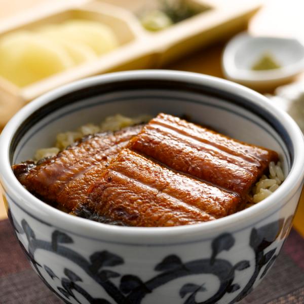 [Release date: December 19, 2024]【商品詳細】愛知県産の「活うなぎ」を１尾ずつ手にとって上質の鰻だけを丁寧に焼き上げました。香りとコクのある一愼こだわりの蒲焼のたれは鰻本来の旨みを引き立たせます。うなぎ割烹「...