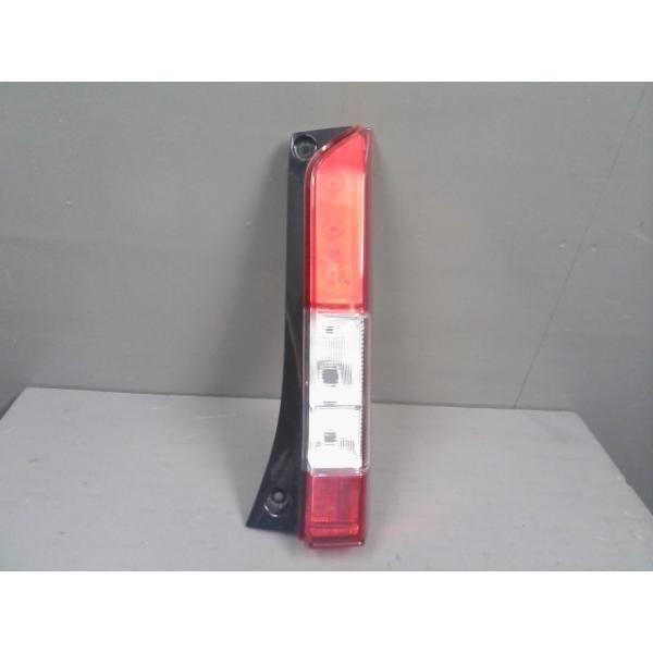 N−VAN 5BD-JJ1 右テールランプ 33501-TXA-J01 : ファーストパーツ