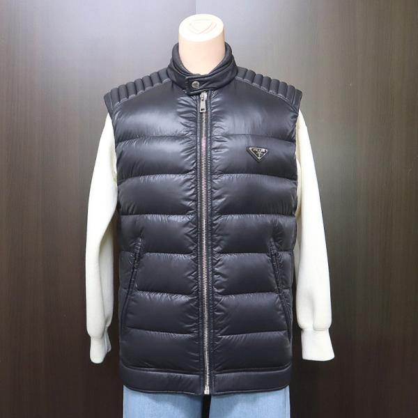 PRADA 皮ダウンベスト 黒 PRADA 皮ダウンベスト 黒