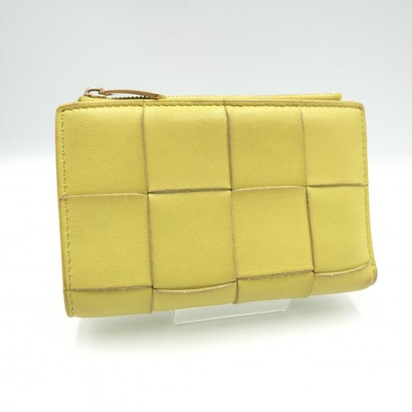 BOTTEGA VENETA（ボッテガ・ヴェネタ）カセット 二つ折り財布 マキシ