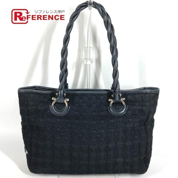 Salvatore Ferragamo サルヴァトーレフェラガモ ガンチーニ ロゴ 肩掛け カバン  トートバッグ  ショルダーバッグ ブラック 【中古】
