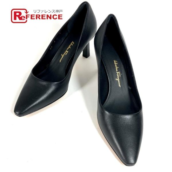 新品同様 Salvatore Ferragamo サルヴァトーレフェラガモ 靴 シューズ ヒール パンプス ブラック レディース【中古】