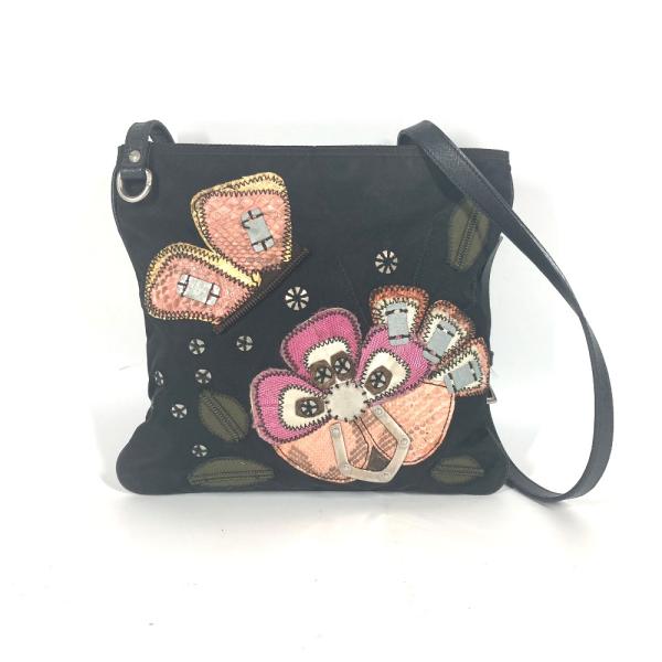PRADA プラダ ロゴ 刺繍 カバン 斜め掛け ポシェット ショルダーバッグ ブラック レディース【中古】
