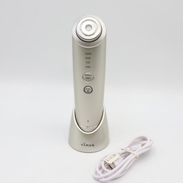 【美品】ヤーマン フォトプラス シャイニー ネオ YJFM18N シャンパンゴールド RF美顔器 本体■商品状態【A】大きなダメージもなく程度良好の美品・USED品ではございますが大きなダメージや汚れなどもなく状態の良い商品です。・動作確認...