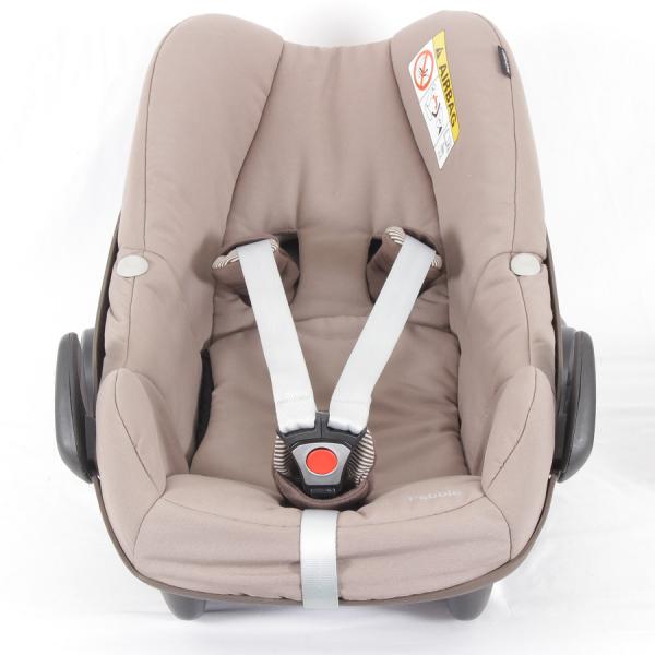 マキシコシ ペブル アースブラウン ベビーシート チャイルドシート
