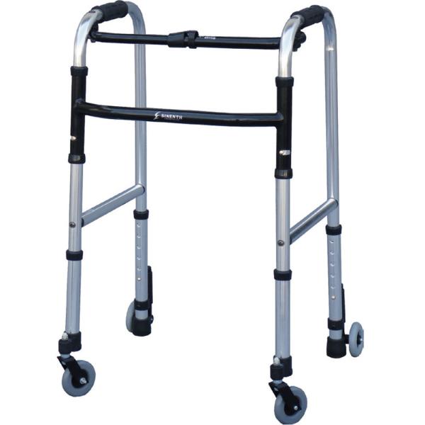 6段階の高さ調節が可能なスリムサイズの日本人の体格に合わせたスリム仕様歩行器です。ワンタッチ折りたたみ式で収納も便利です。使用しない時は閉まっておけるので便利ですね。6段階の高さ調整が可能で、ご使用になる方の体格に合わせてハンドルの高さを7...