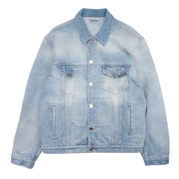 美品 23aw VETEMENTS VTMNTS ヴェトモン ベトモン バックロゴ 刺繍 デニムジャケット Gジャン ブルゾン XL ライトインディゴ メンズ 古着 中古 USED VETEMENTS（ヴェトモン） 美品 23aw VETEMENTS VTMNTS ベトモン バック