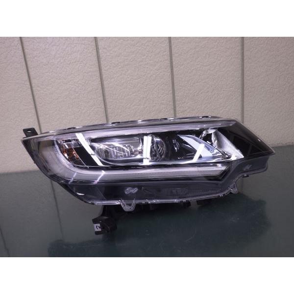ホンダ（HONDA） 2044741 フリードハイブリッド GB7/GB8 前期 右ヘッド