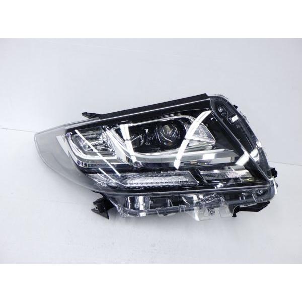 B04041 アルファード 30系 前期 右ライト LED ICHIKOH 58-60 オ 