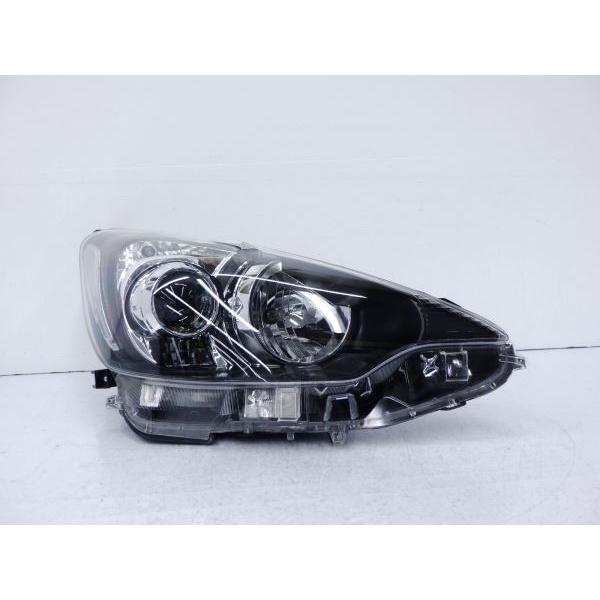 アクア 2127441☆ ♪アクア♪ NHP10 前期 右ライト LED KOITO 52-247 