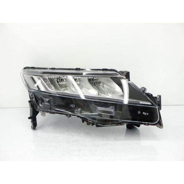 三菱（MITSUBISHI） 4068241 RVR GA4W 後期 右ライト LED STANLEY 