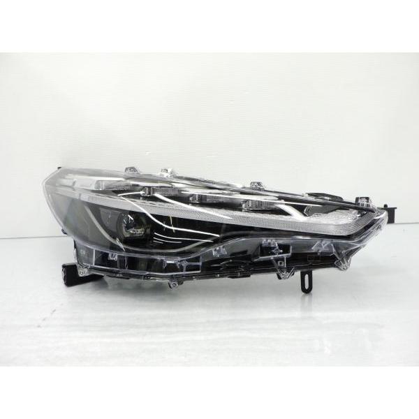 トヨタ（TOYOTA） 2149541 カローラクロス Z 前期 右ライト LED HASCO