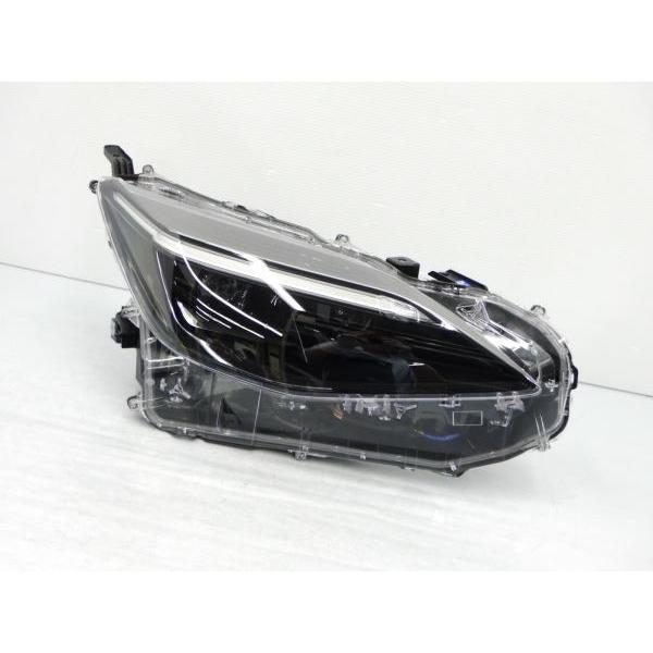 ヤリスクロス　右LEDヘッドライト ☆レンズ綺麗☆ トヨタ ヤリスクロス MXPB10 純正 右 LED ヘッド