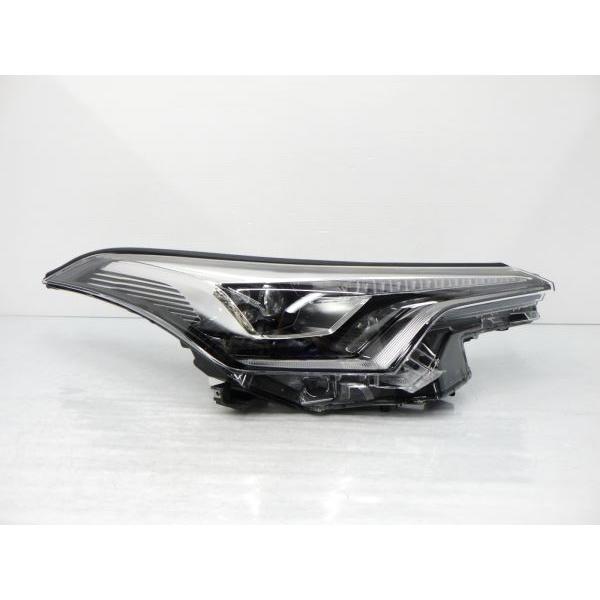 C-HR B04241 中期 右ライト LED KOITO 10-111 (7) ZYX10/NGX50/NGX10 