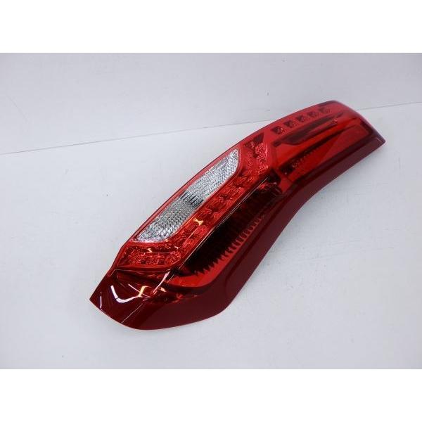 T67561 エクストレイル T31 後期 右テールランプ KOITO 220-23308 