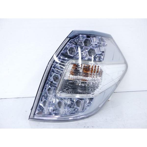 フィットシャトル ハイブリッド GP2右テールランプ STANLEY W0020 フィットシャトル ハイブリッド GP2右テールランプ STANLEY W0020