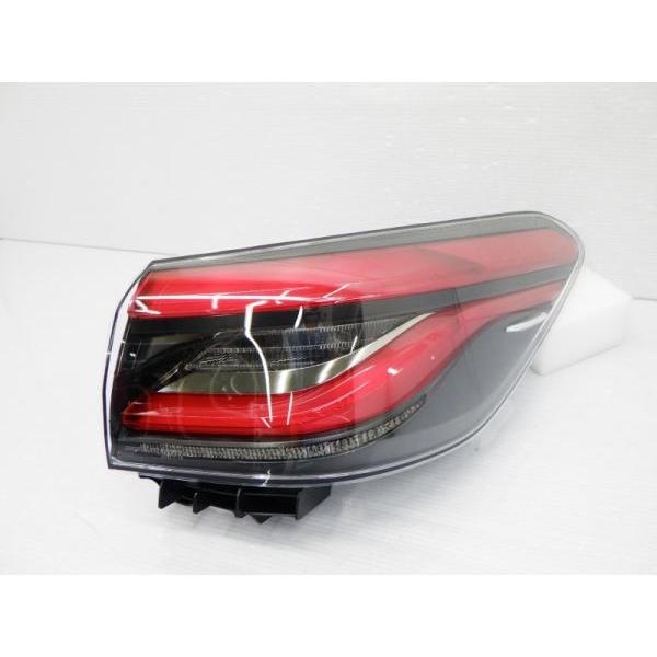 クラウン T52561 220系/20系 右テールランプ スモークメッキ LED